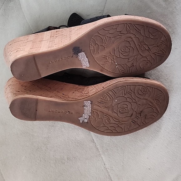 Wedge sandals - Picture 8 of 8